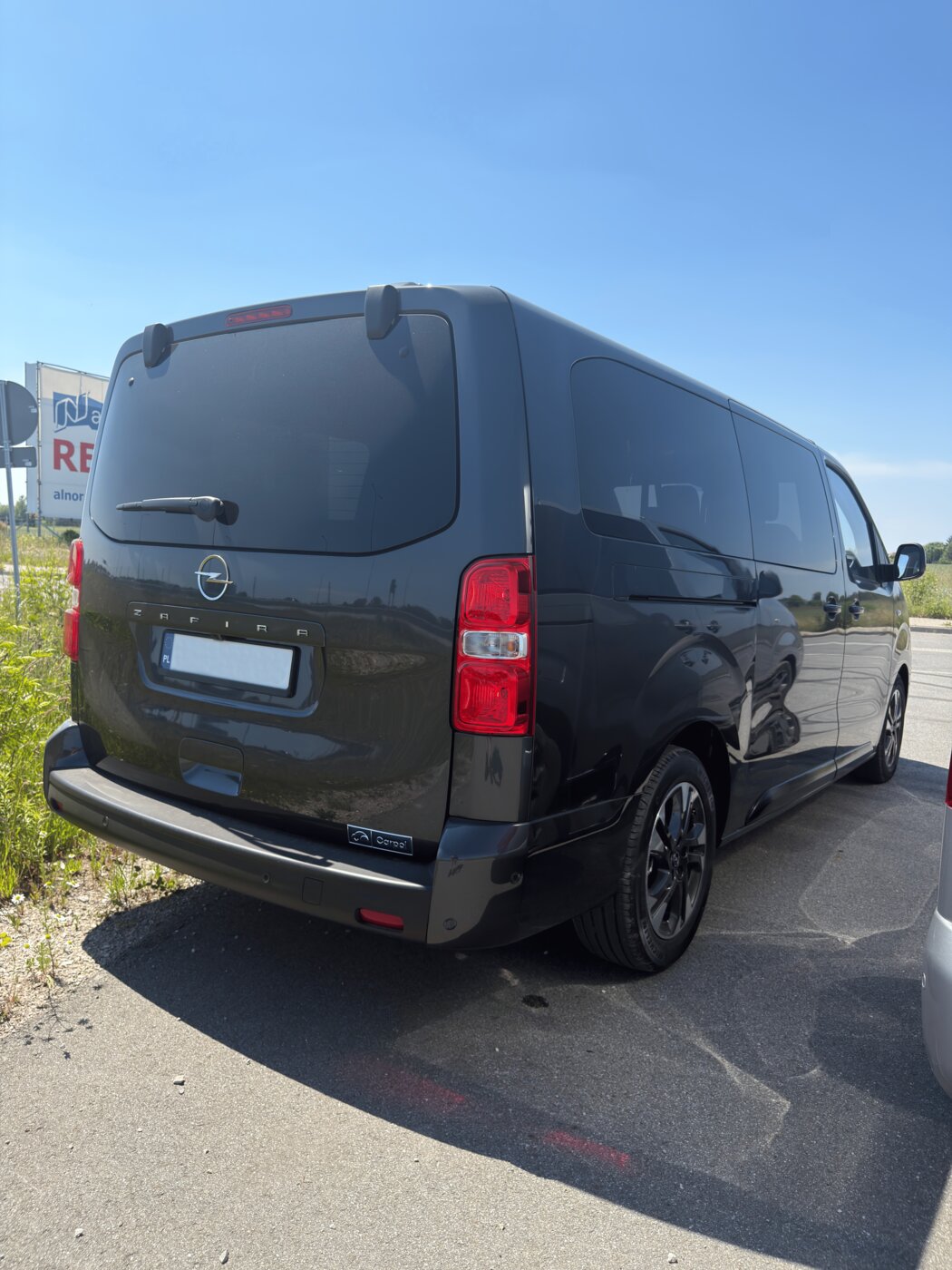 Opel Zafira Life - tył
